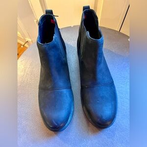 Sorel women’s waterproof Chelsea boot, 9.5